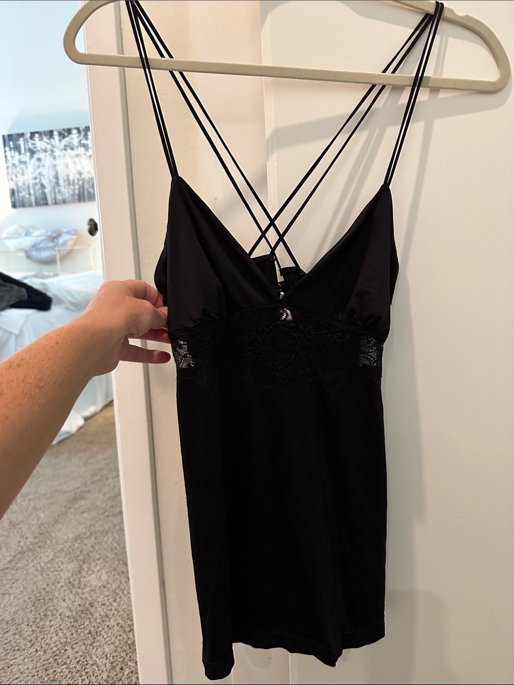 NWOT Cosabella Black Lace-Trim Strappy Cami - size Medium